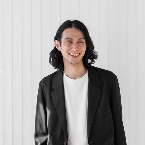 川島 賢士